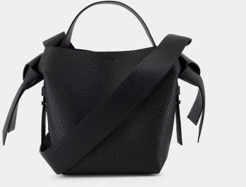 Acne Studios Hobo bags Musubi Mini Crossbody Leather Black in zwart - Foto 6