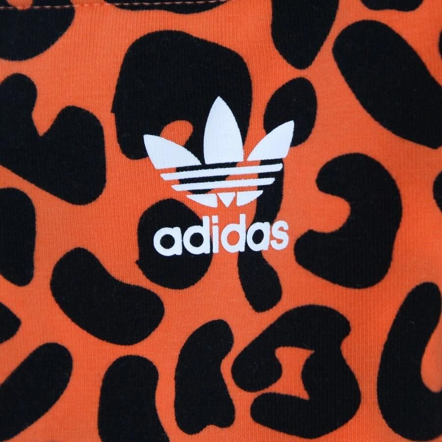 Adidas Originals Off shoulder-mini-jurk met all-over dierenprint