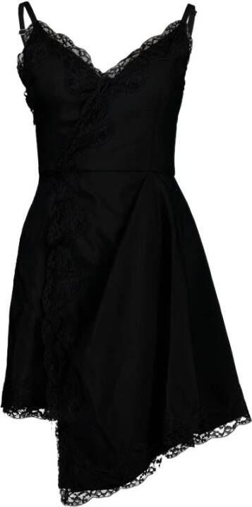 Alexander mcqueen Asymmetrische kleding Grootte: 38 Presta -kleur: zwart Dames