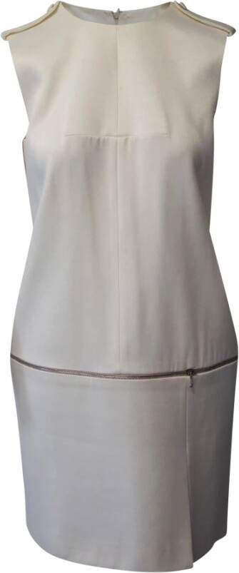 Alexander McQueen Pre-owned Alexander McQueen Shift Dress in White Rayon Wit Dames