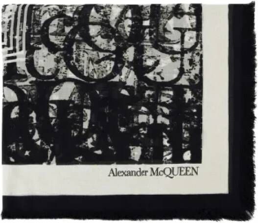 Alexander McQueen Pre-owned Canvas scarves Meerkleurig Dames