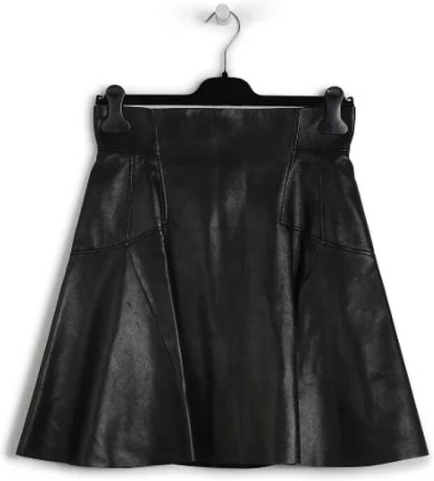 Alexander McQueen Pre-owned Leather bottoms Zwart Dames