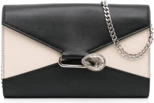 Alexander McQueen Pre-owned Leather shoulder-bags Zwart Dames