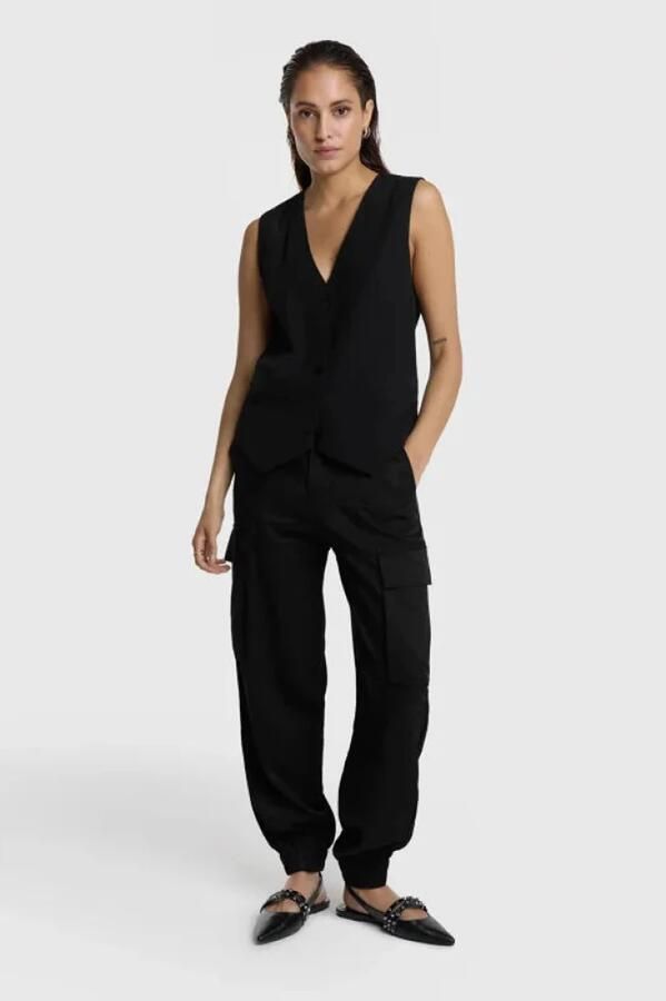 ALIX THE LABEL Dames Broeken Ladies Woven Twill Cargo Shorts Zwart - Foto 4