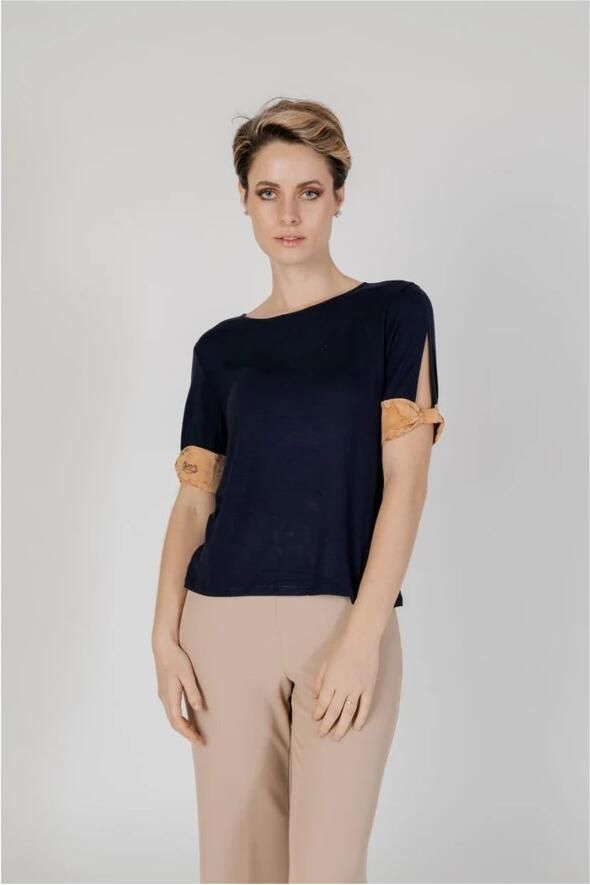 Alviero Martini 1a Classe Blauw Korte Mouw T-shirt Vrouwen Lente Zomer Blue Dames - Foto 3
