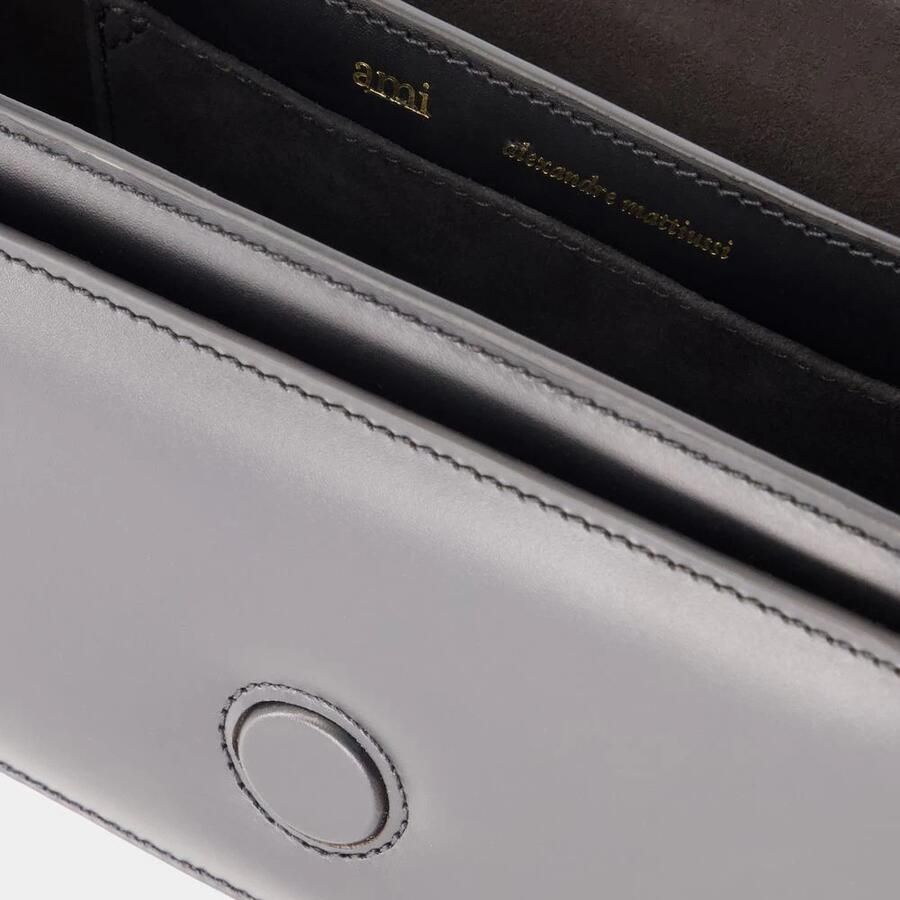 Ami Paris Zwarte Leren Schoudertas met Gouden Hardware Black Dames - Foto 2