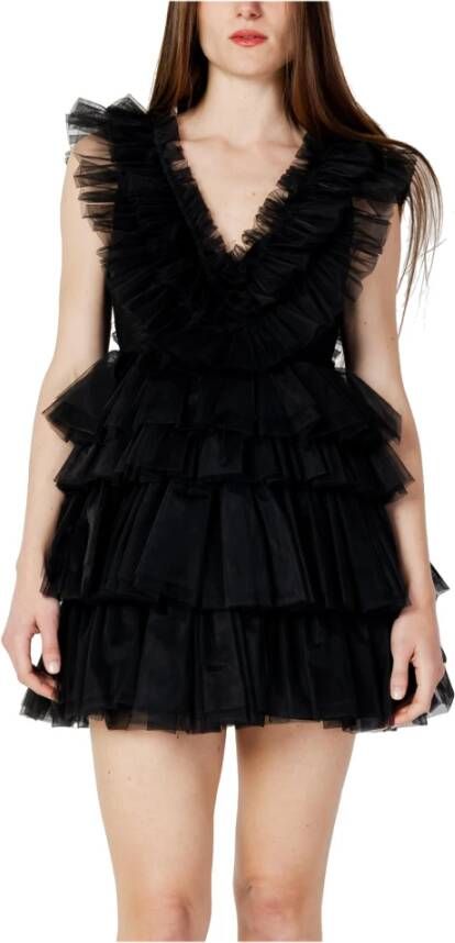 Aniye By Zwarte mouwloze jurk met diepe V-hals Black Dames