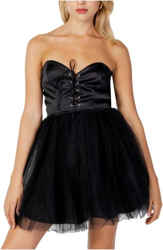 Aniye By Zwarte jurk met sweetheart halslijn Zwart Dames