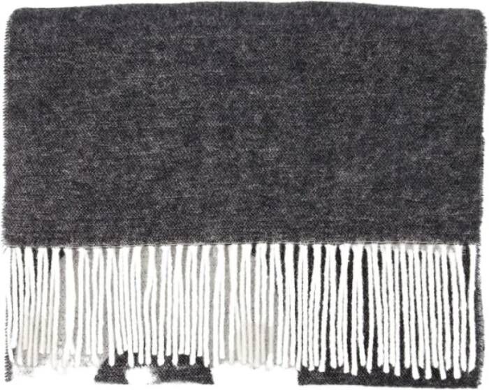 A.p.c. Wollen sjaal met franjes en uitgebreide logoprint Black