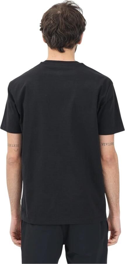Armani Exchange Zwarte T-shirt met korte mouwen Eenvoudig ontwerp Black Heren