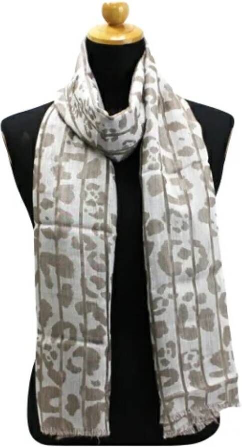 Armani Pre-owned Silk scarves Bruin Dames