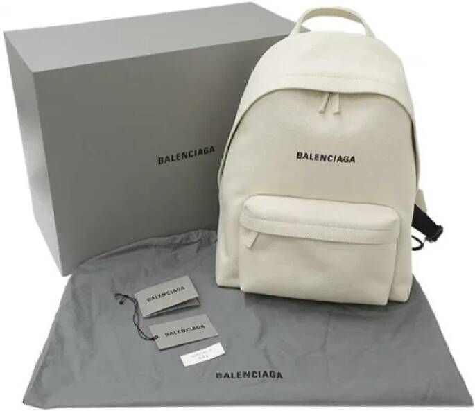 Balenciaga Vintage Pre-owned Canvas backpacks Beige Dames