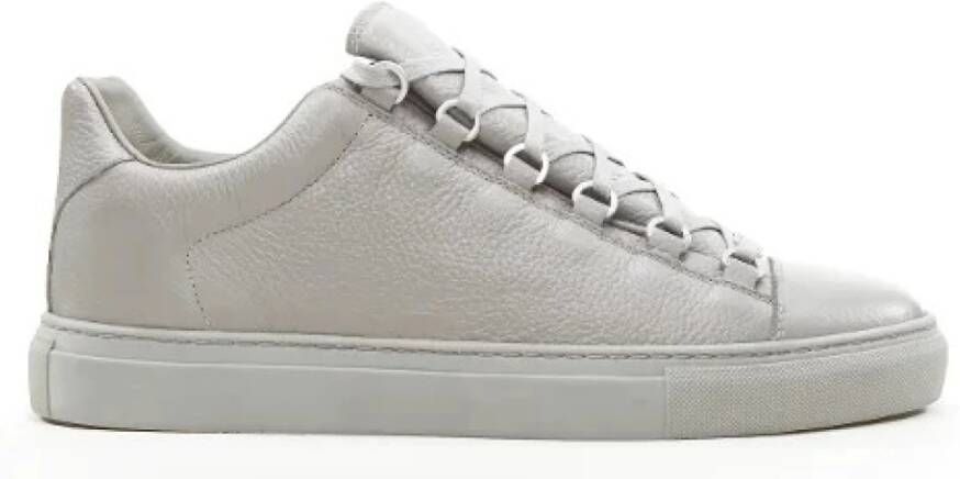 Balenciaga Vintage Pre-owned Leather sneakers Grijs Dames