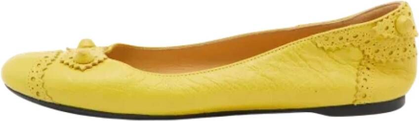 Balenciaga Vintage Pre-owned Platte schoenen Yellow Dames