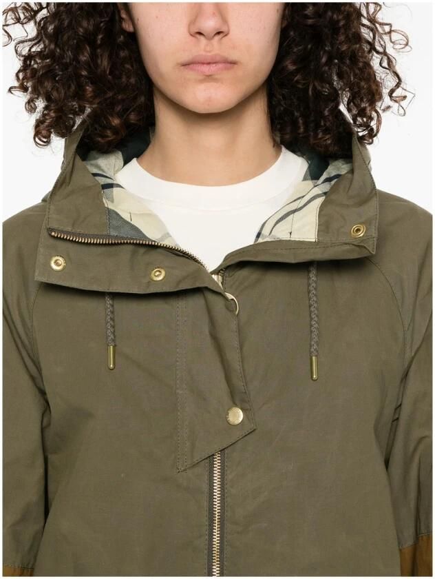 Barbour Jack met labelstitching model 'HAYLEY'