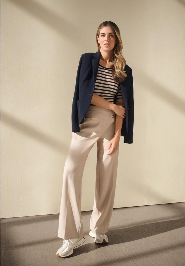 Betty Barclay Getailleerde korte blazer met reverskraag Blue Dames - Foto 2