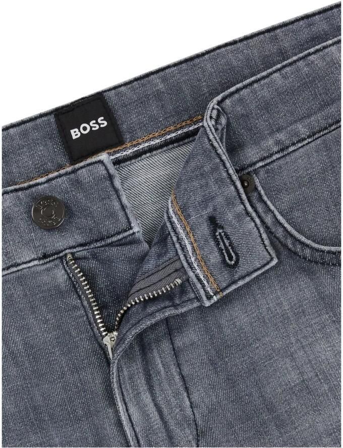 Boss Slim fit jeans in labeldetail model 'Delaware'