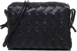 Bottega Veneta Shoppers Mini Loop Leather Shoulder Bag in zwart
