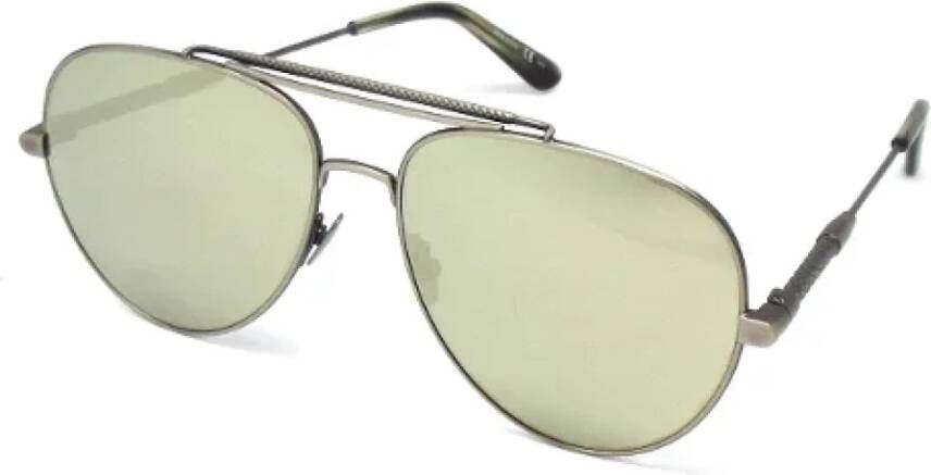 Bottega Veneta Vintage Pre-owned Metal sunglasses Grijs Unisex
