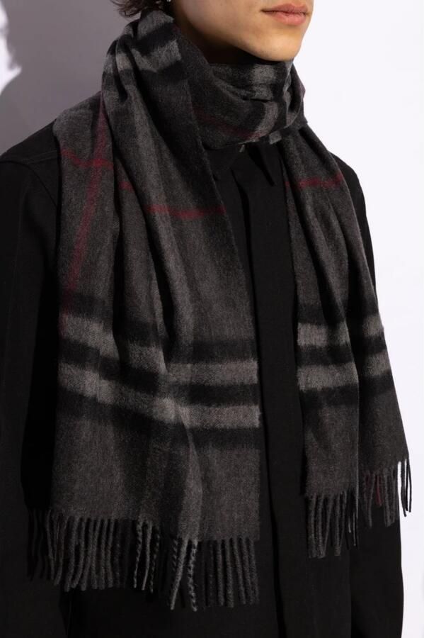 Burberry Stijlvolle Sjaals & Shawls Collectie Gray Heren - Foto 4