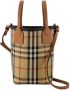 Burberry Beige Tote Tas met Leren Handvatten en Afneembare Schouderriem Beige Dames - Thumbnail 1