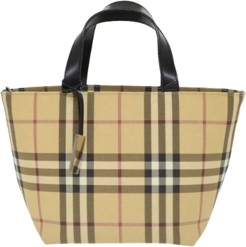 Burberry Vintage Pre-owned Fabric handbags Beige Dames