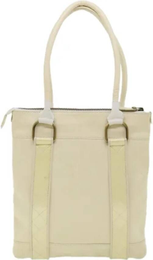 Burberry Vintage Pre-owned Leather handbags White Dames