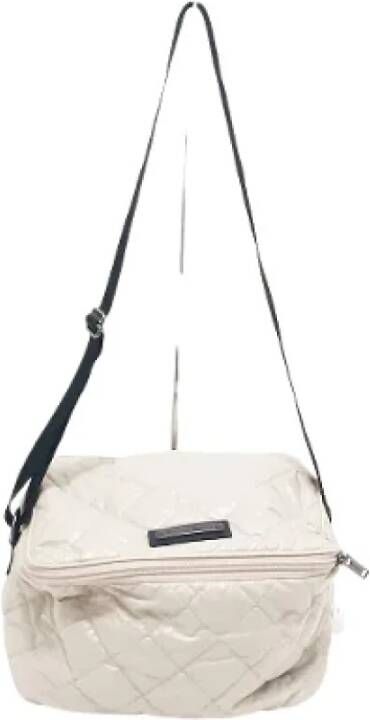 Burberry Vintage Pre-owned Leather shoulder-bags White Dames