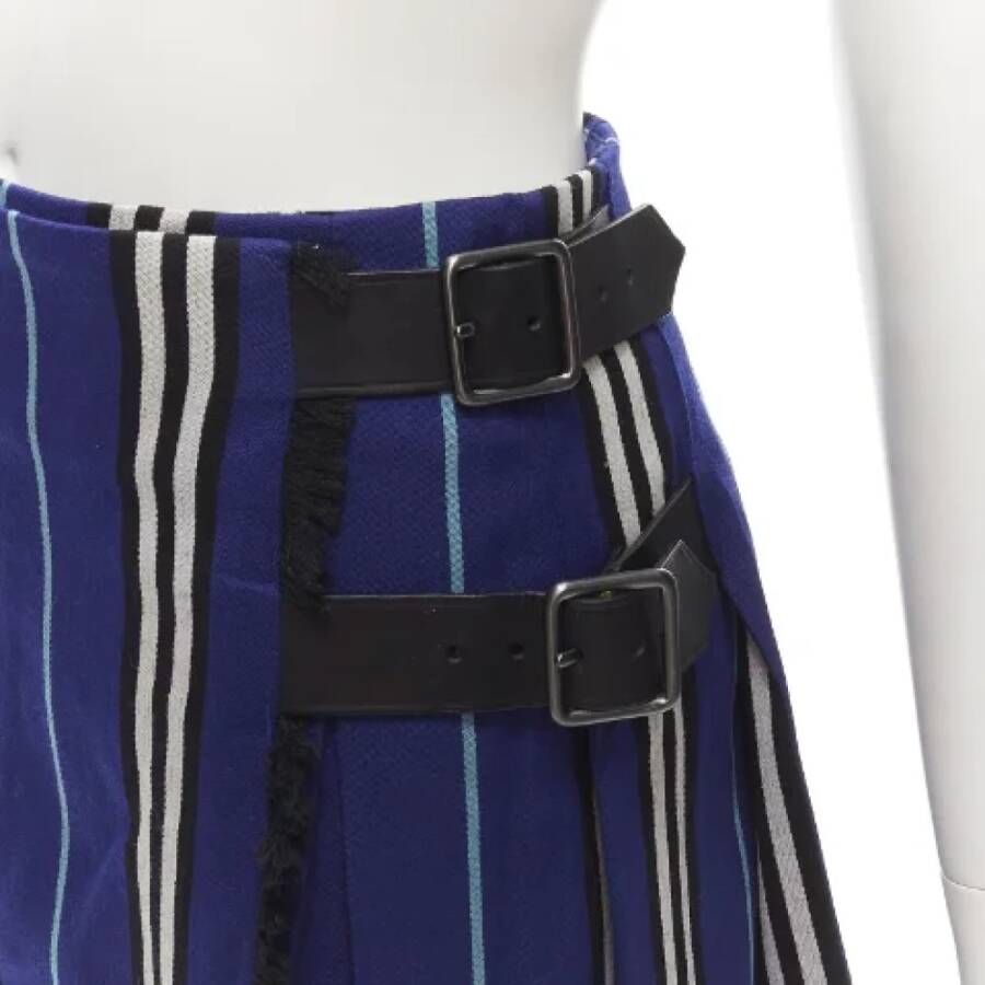 Burberry Vintage Pre-owned Wool bottoms Blauw Dames