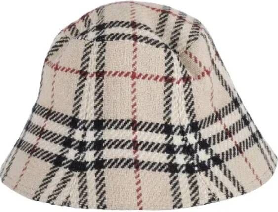 Burberry Vintage Pre-owned Wool hats Beige Dames