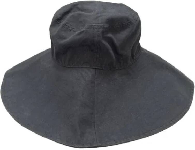 Burberry Vintage Pre-owned Wool hats Zwart Dames