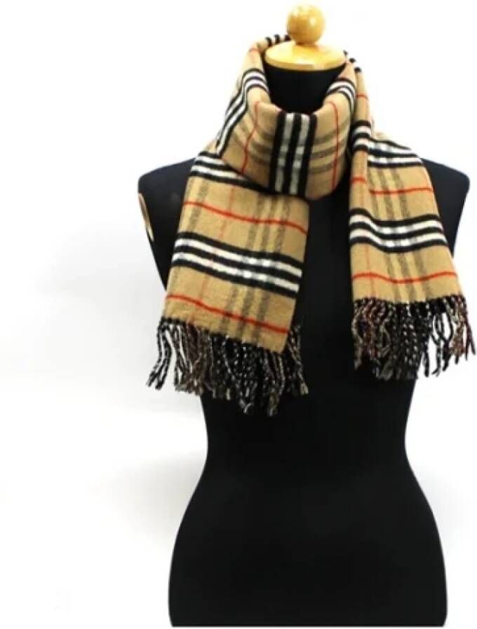Burberry Vintage Pre-owned Wool scarves Meerkleurig Dames