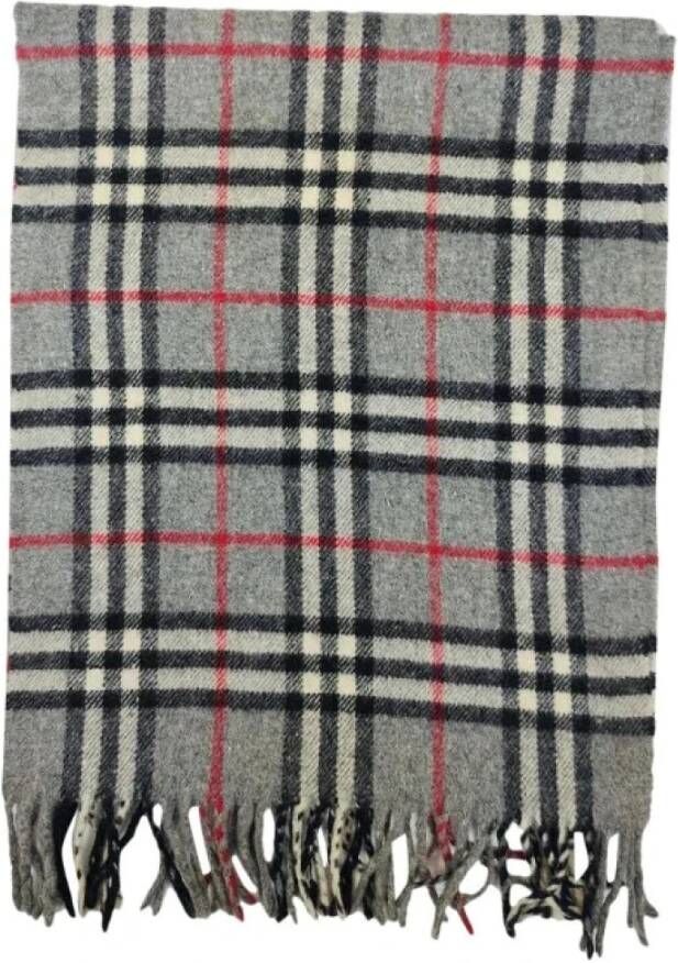Burberry Vintage Voldoende wollen sjaals Grijs Dames