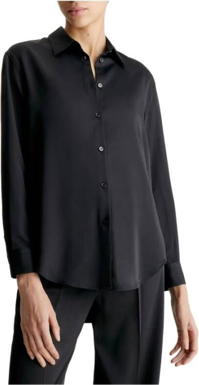 Calvin Klein Zwarte Overhemd met Relaxte Pasvorm Puntige Kraag en Lange Mouwen Black Dames