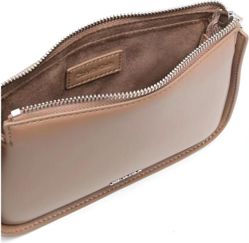 Calvin Klein Beige Chain Crossbody Clutch Beige Dames