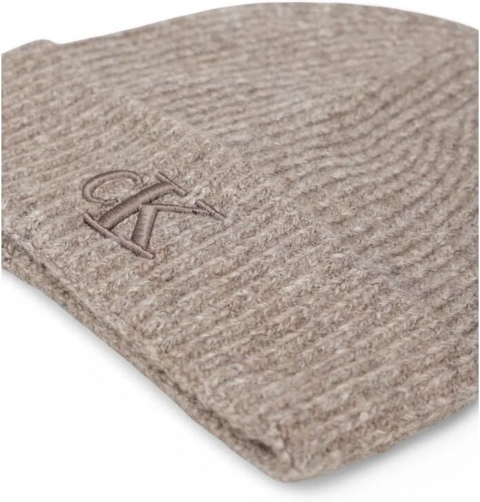 Calvin Klein Beige Gebreide Muts voor Herfst Winter Beige Dames