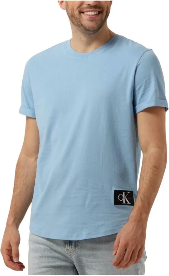 CALVIN KLEIN Heren Polo's & T-shirts Badge Turn Up Sleeve Lichtblauw - Foto 3
