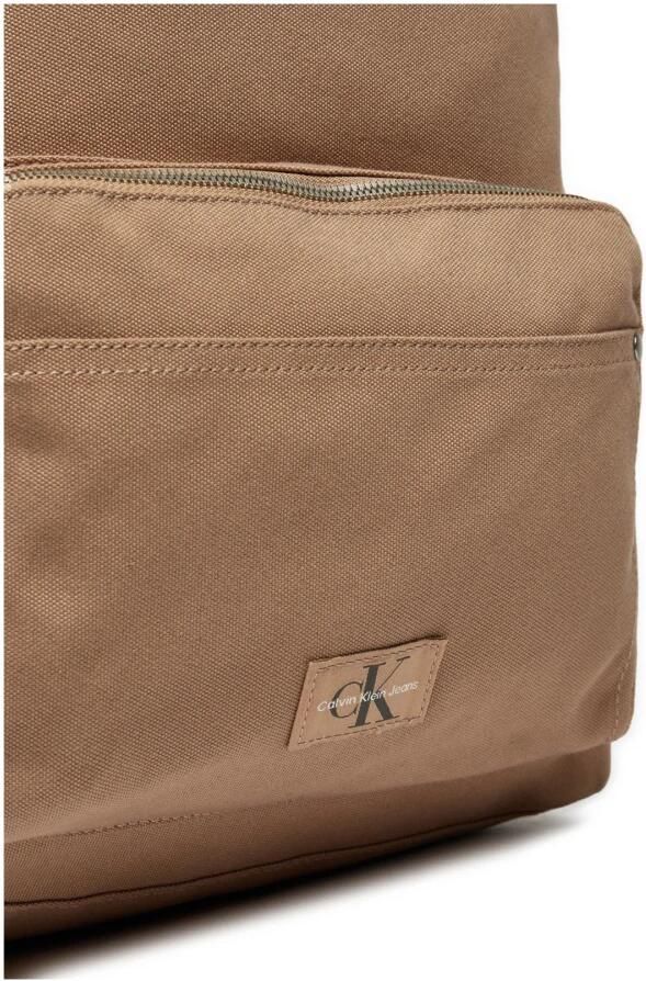 Calvin Klein Stijlvolle Polyester Tas met Meerdere Zakken Beige Heren