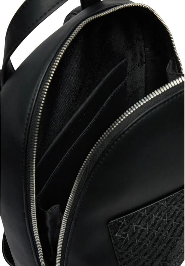 CK Calvin Klein Schoudertas met labelapplicatie model 'CK MUST DOME' - Foto 4