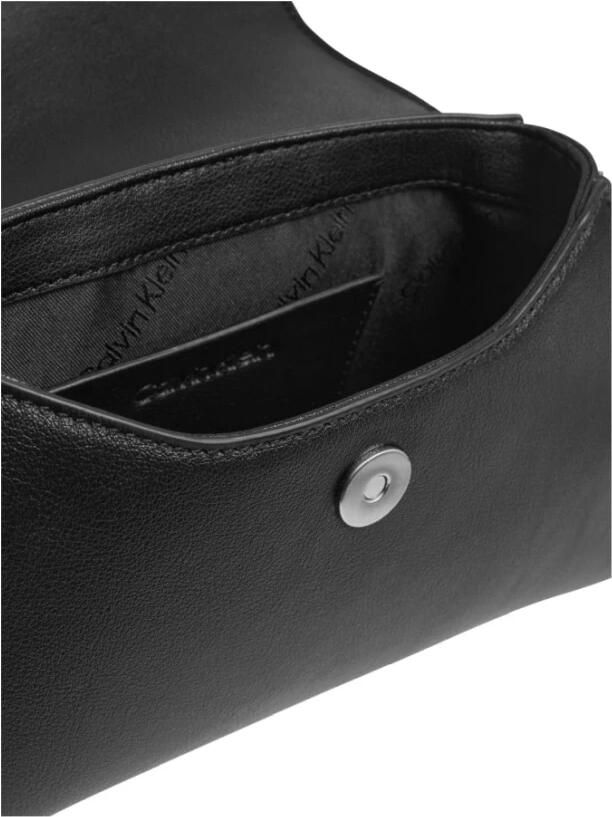 Calvin Klein Crossbody bags Daily Dressed Crossbody W Flap in zwart - Foto 3