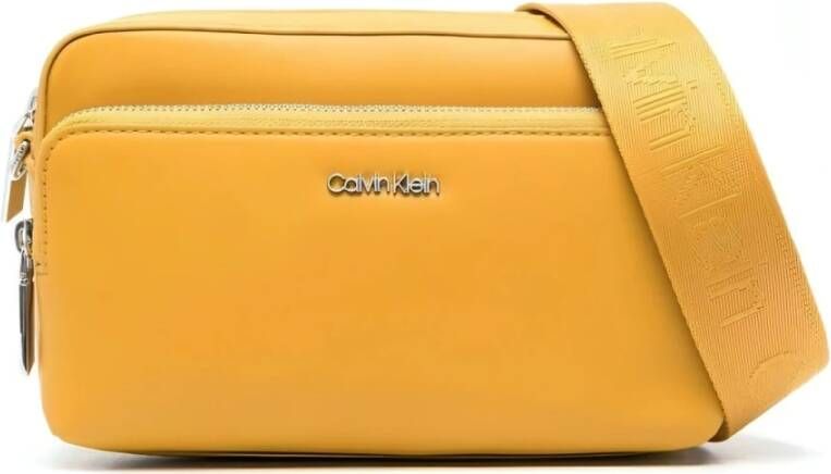 Calvin Klein Stijlvolle Gouden Cross Body Tas Yellow Dames
