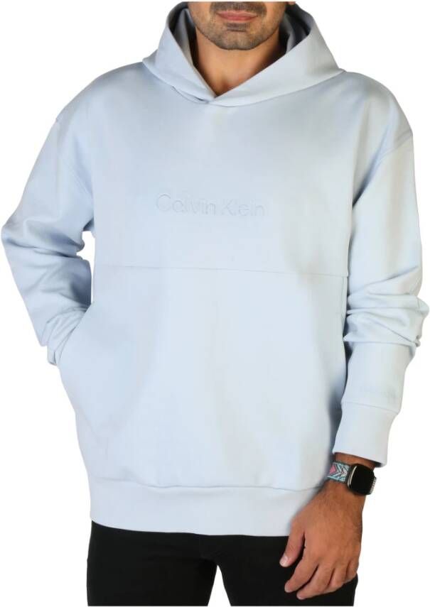 Calvin Klein Lichtblauwe Herenhoodie met Kruisende Capuchon en Merklogo Blue Heren