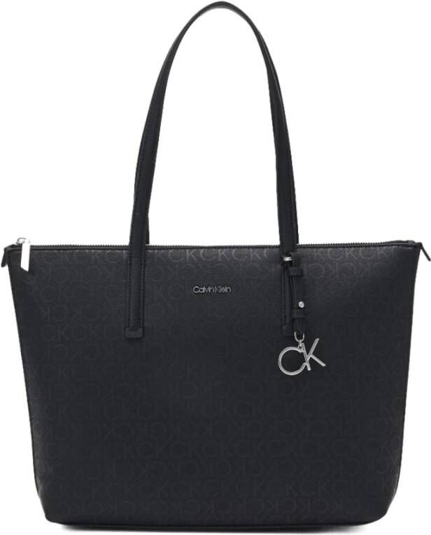 Calvin Klein Totes Ck Must Nylon Shopper in zwart