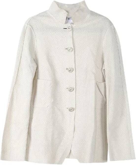 Chanel Vintage Beige Zijden Gewatteerde Shirt met Olifantenknopen Beige Dames