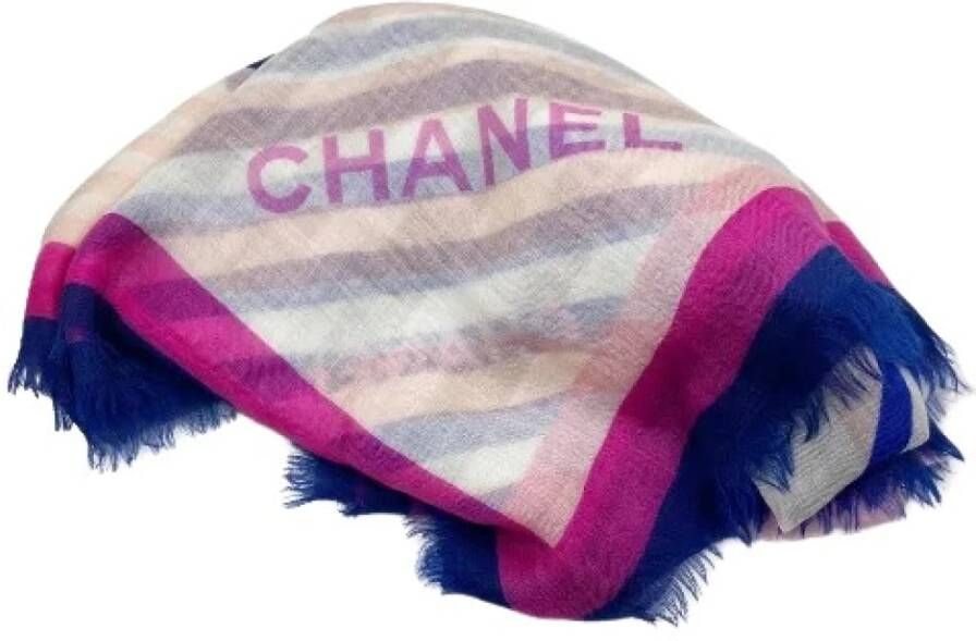 Chanel Vintage Chanel Zijden Sjaals Roze Dames