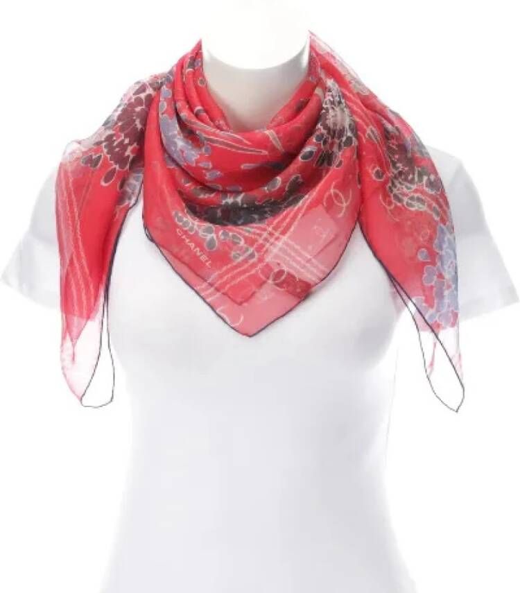 Chanel Vintage Gebruikte sjaal Rood Dames