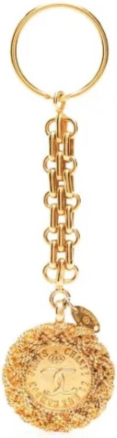 Chanel Vintage Gouden Medaille Hanger Sleutelhanger Yellow Dames
