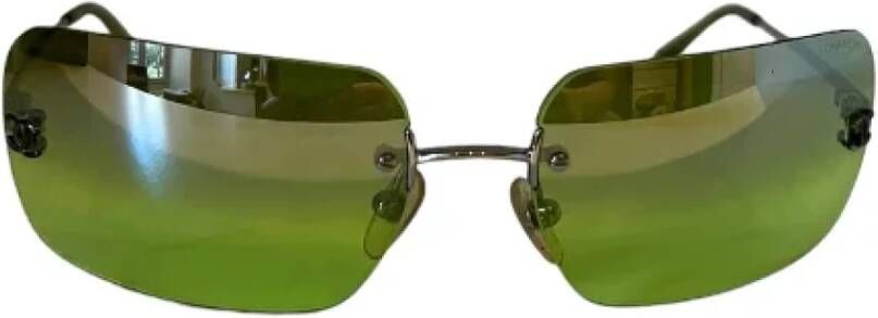 Chanel Vintage Groene Metalen Zonnebril met Hoesje Groen Dames