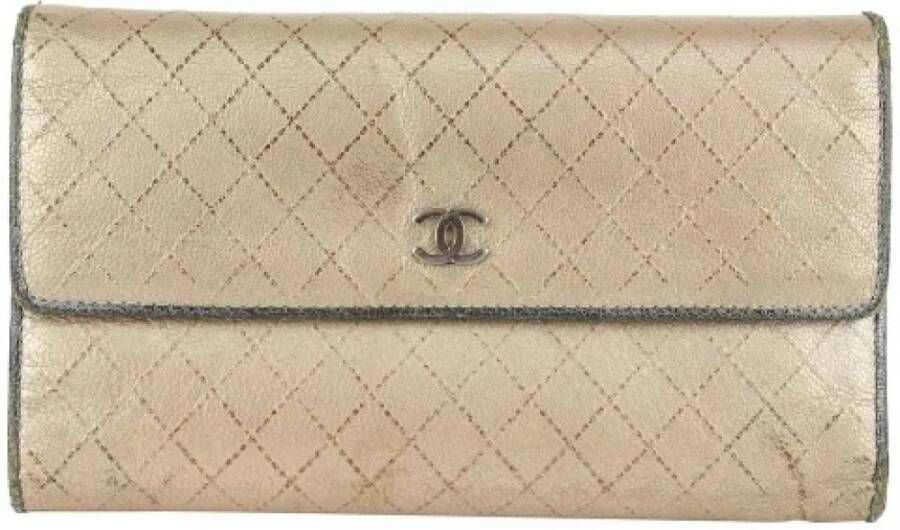 Chanel Vintage Italiaanse Leren Portemonnees Tweedehands Fair+ Stijl Beige Dames