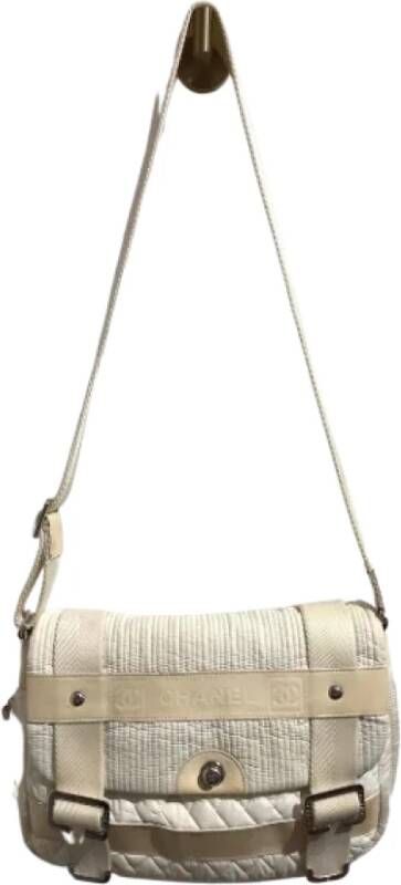 Chanel Vintage Pre-owned Canvas chanel-bags Beige Dames